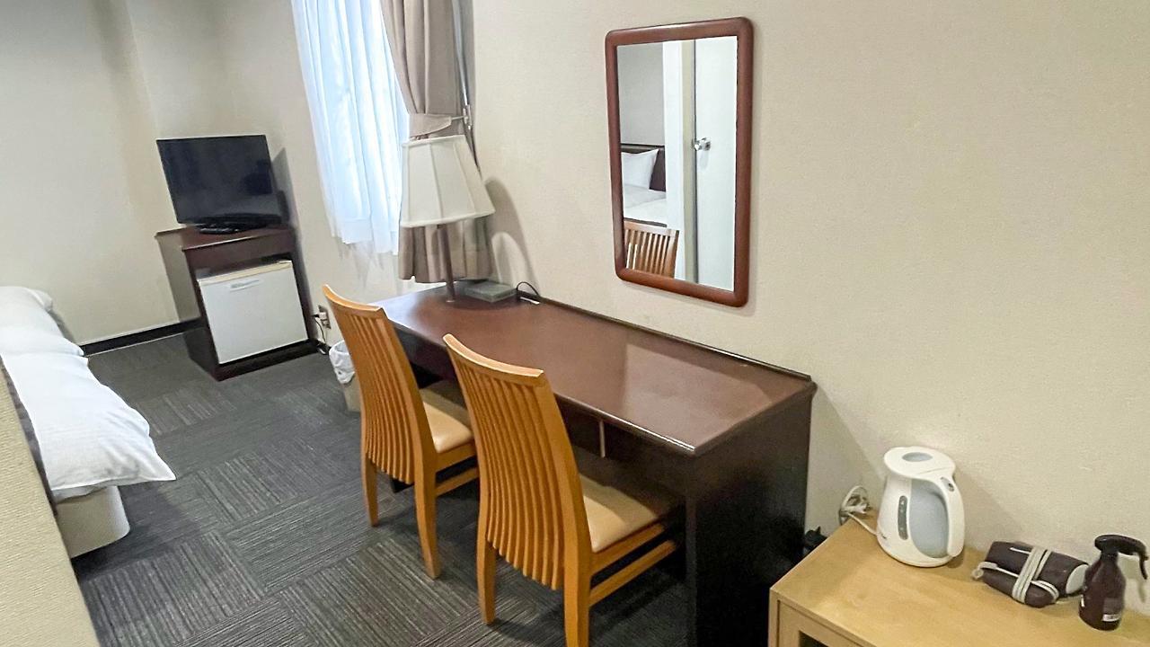 Takatsuki W&M Hotel 外观 照片